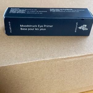 Younique eye primer